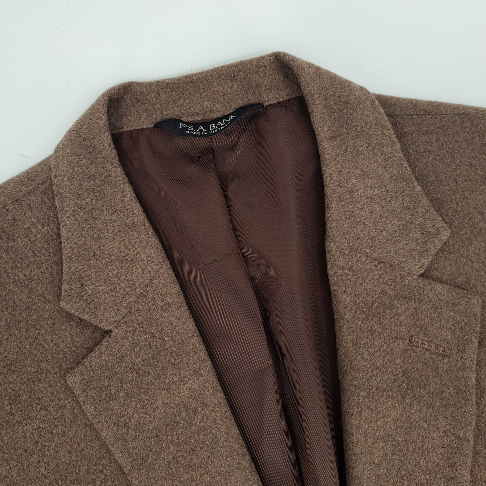 Jos. A. Bank Tailored Fit Blazer Mens 43l Wool Silk Brown Solid Two Button Coat